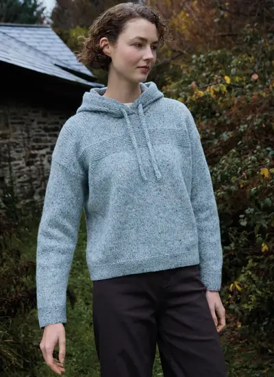Fisherman Cashmere Cropped Hoodie in Seagull BLUE
